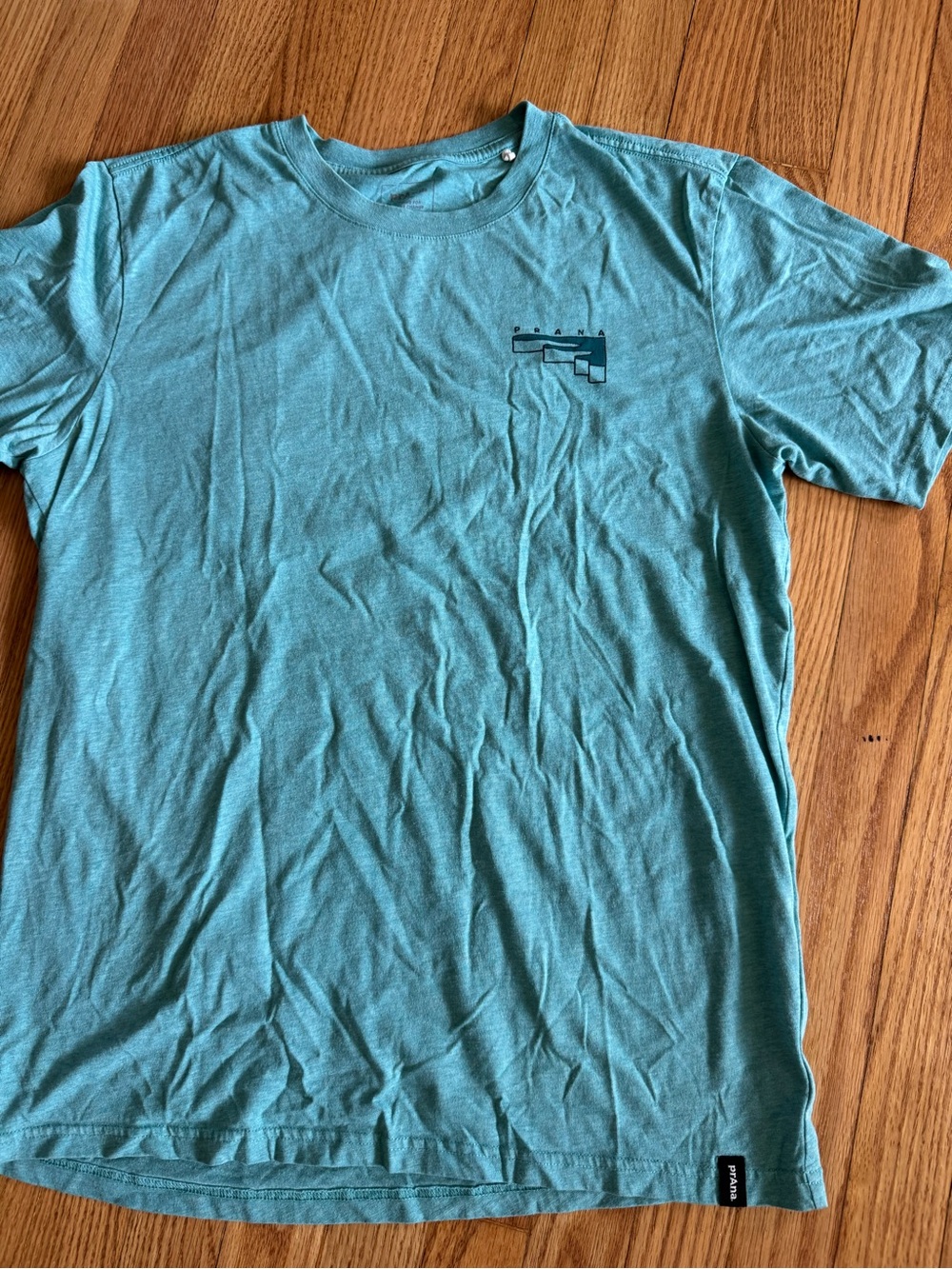 Men’s PrAna tee - Picture 2 of 6